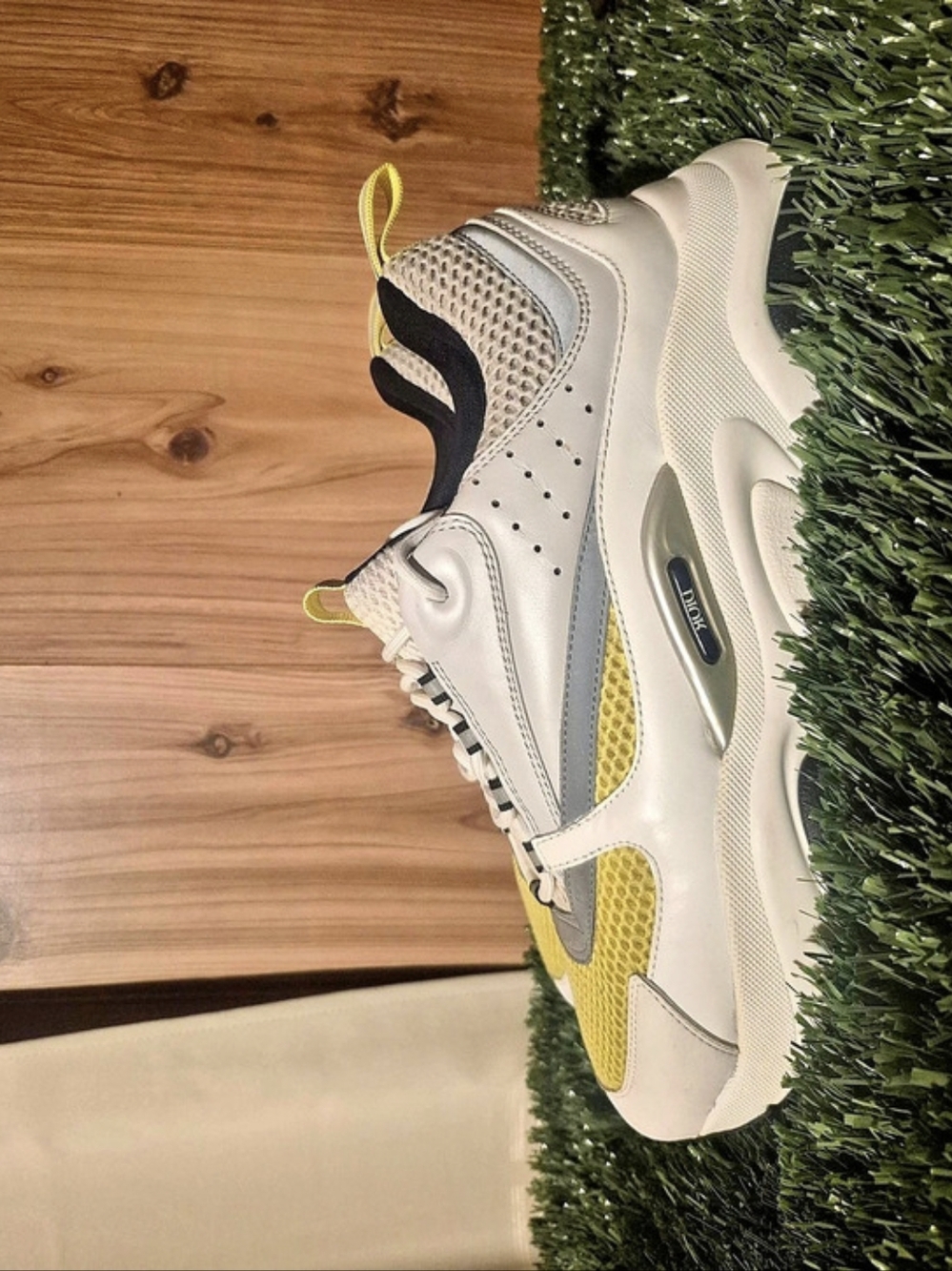 Dior B22 White Yellow Sneakers EU 44
